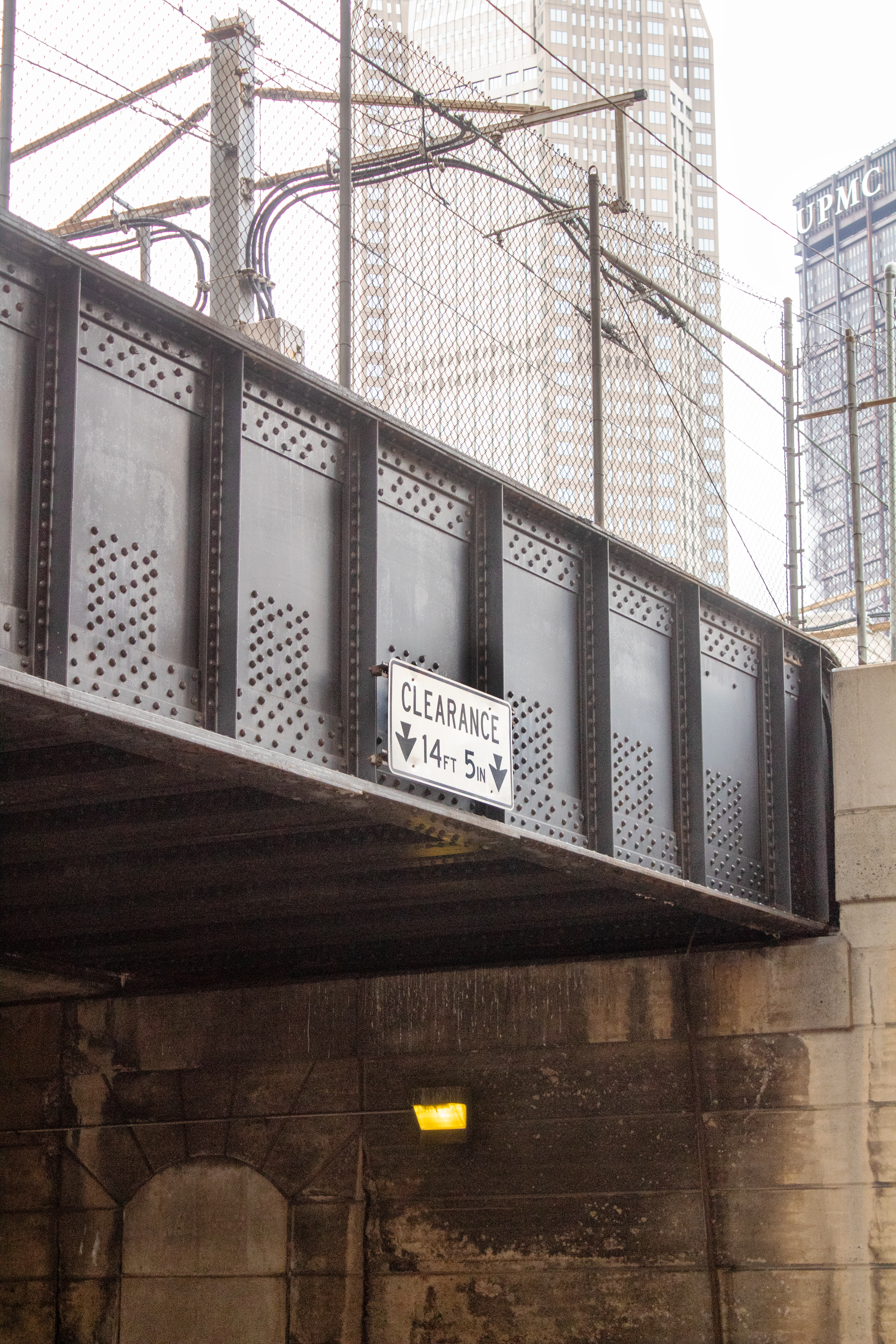 Bridge clearance sign
